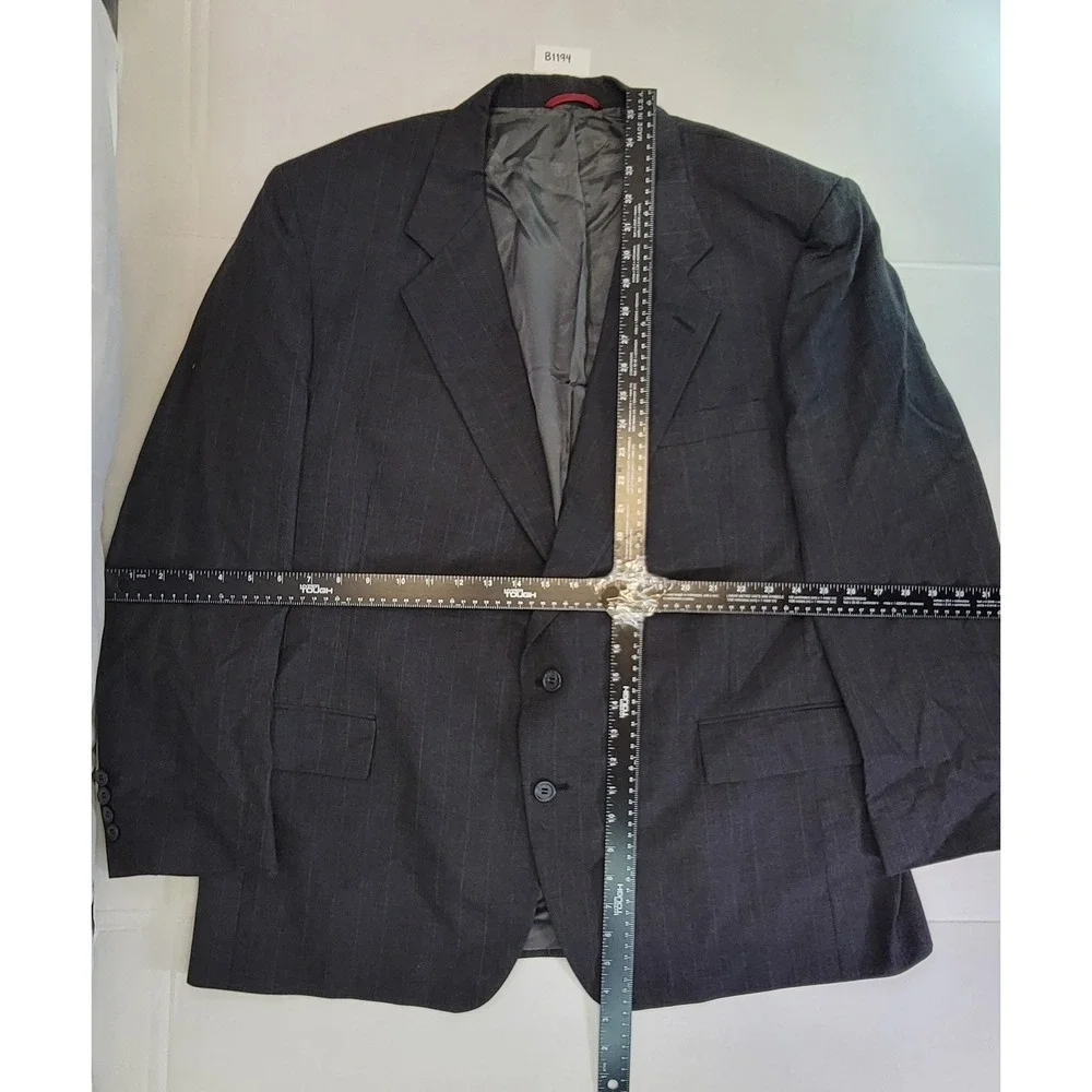Jos‎ A Bank Wool Pinstripe Suit Blazer Jacket Men 48 R Dark Gray